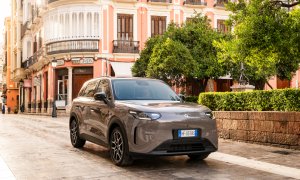 Leapmotor introduce B03X, crossover electric pentru orașele aglomerate