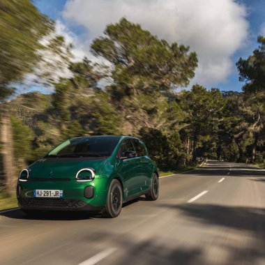Renault Twingo E-Tech ajunge în România la sub 20.000 de euro