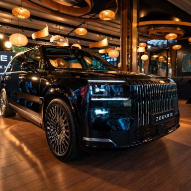 Zeekr 9X ajunge oficial în România: ce oferă SUV-ul de lux al chinezilor